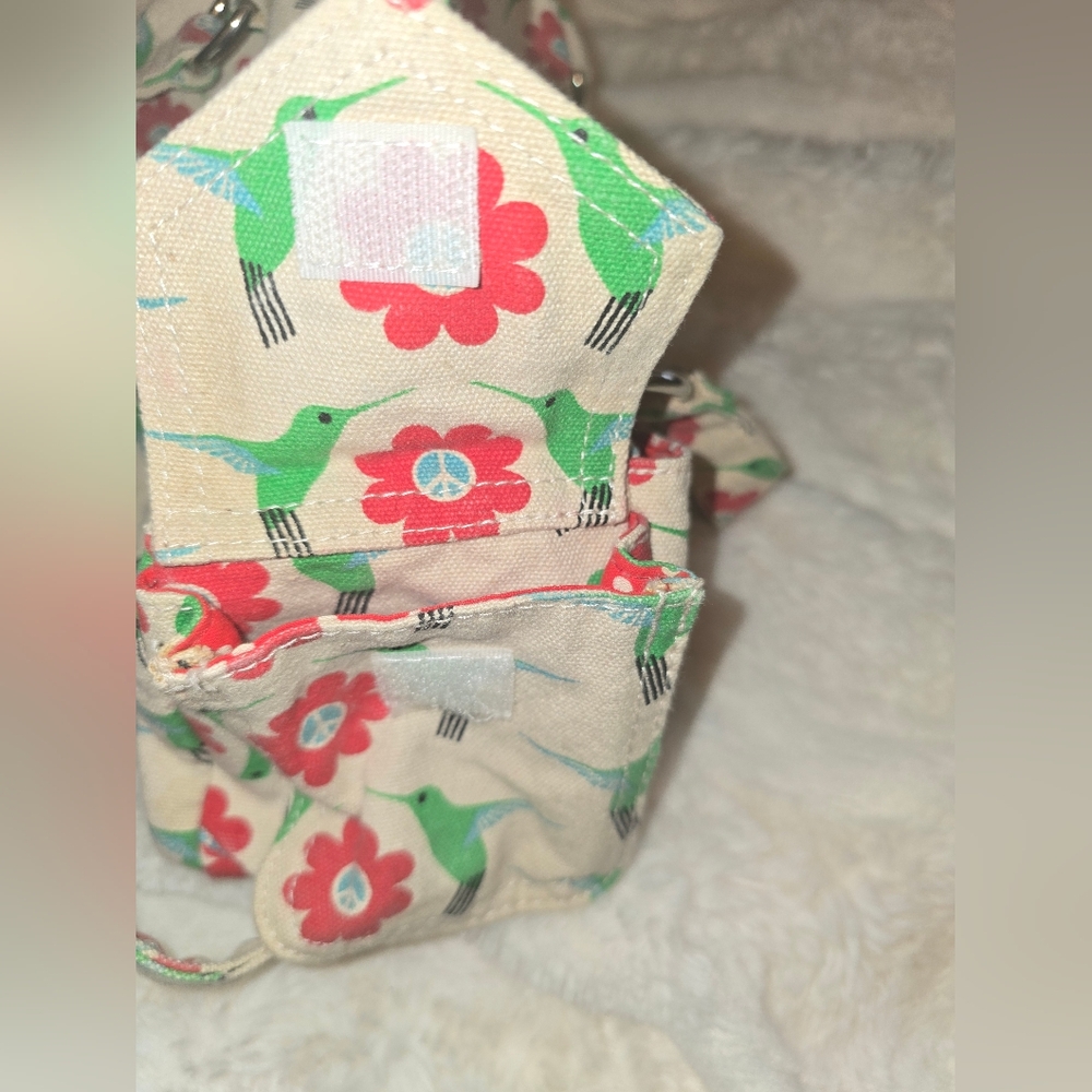 Bungalow 360 Cream and Red Floral Hummingbird Purse - Picture 4 of 13